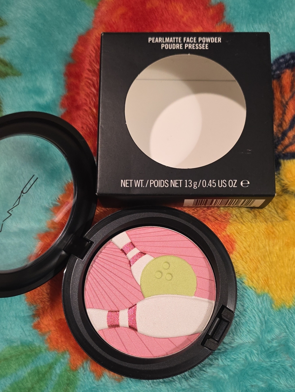 MAC Pearlmatte Face Powder Trophy